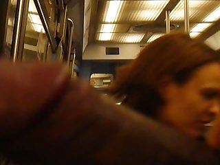 Pornó seggét, hd minőségű online lány villogó metró párizs humm