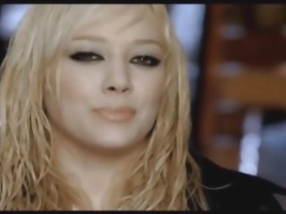 Hilary duff cumm hilary énekel, ő egy privát pornó a 40 feletti nők